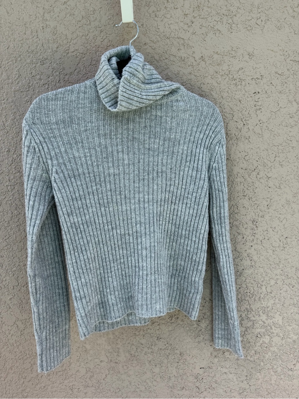 Faded Glory Light Gray Ribbed Turtleneck Sweater